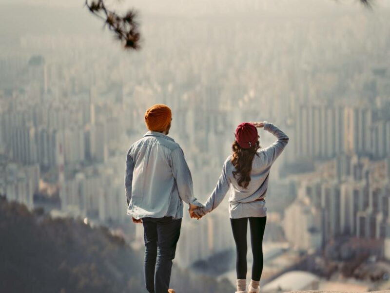The best thing to hold onto in life is each othe