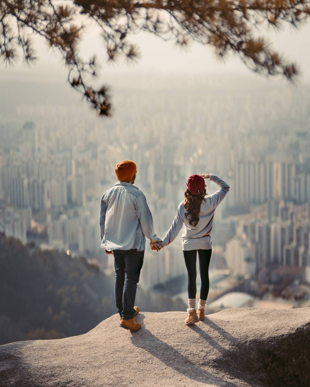 The best thing to hold onto in life is each othe